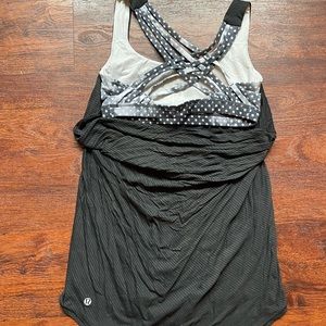 Lululemon tank top size 4
